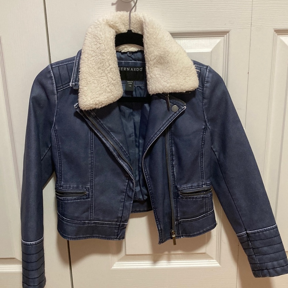 Bernardo Blue leather jacket, with fur trim on neck, childrens size 7/8